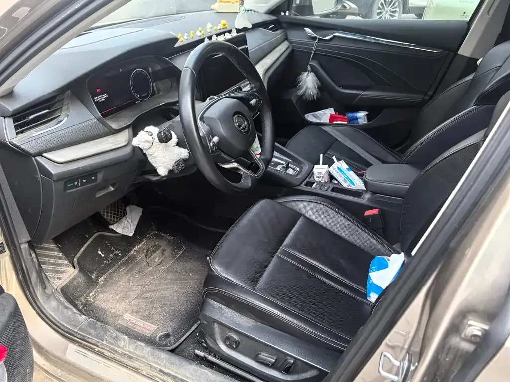 Skoda Octavia — фото 5