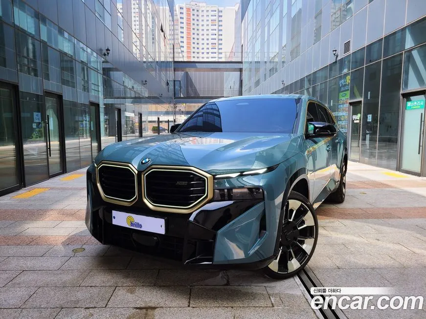 BMW XM — фото 1