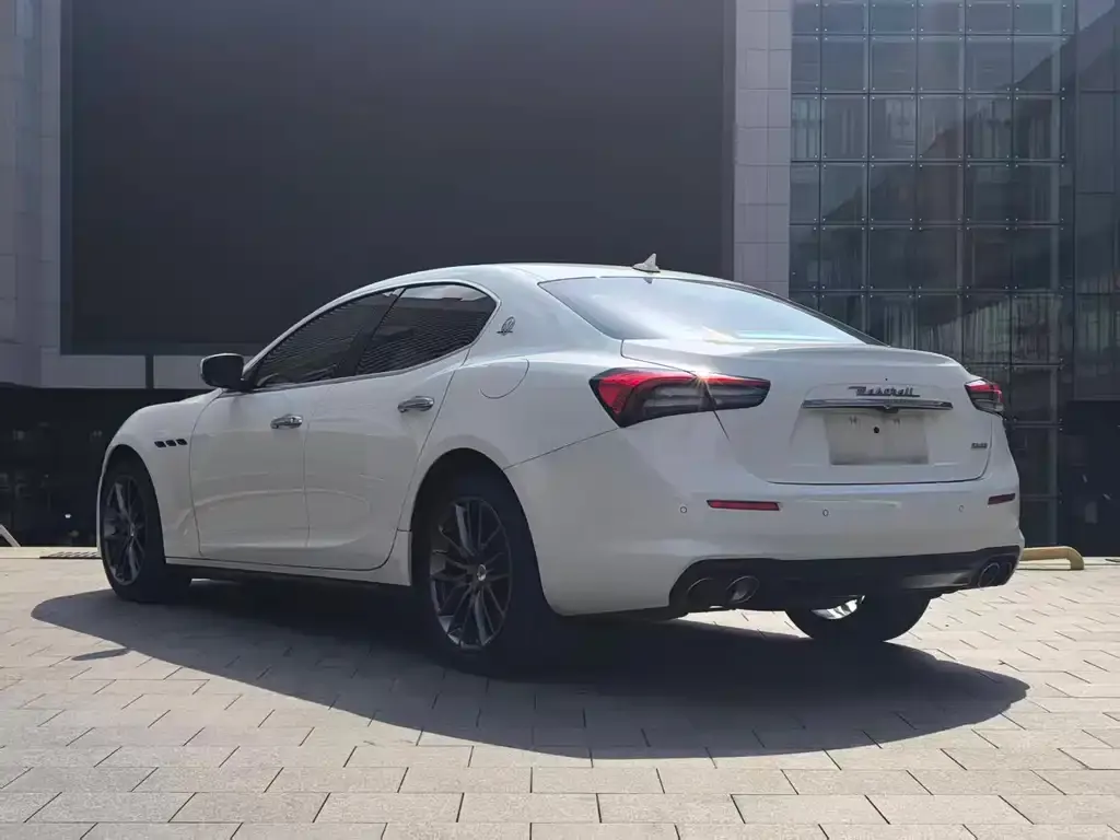 Maserati Ghibli — фото 4