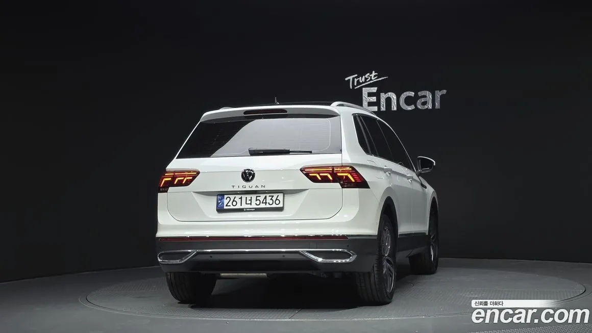 Volkswagen Tiguan — фото 4