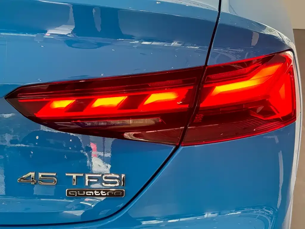 Audi A5 (Import) — фото 7