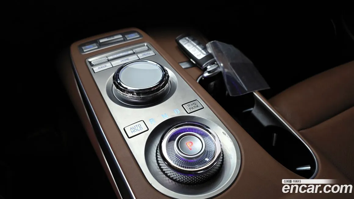 Genesis GV70 — фото 4