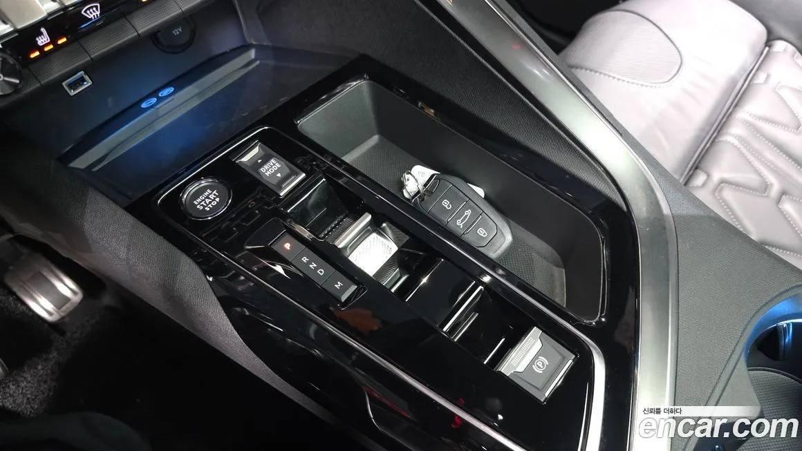 Peugeot 5008 — фото 10