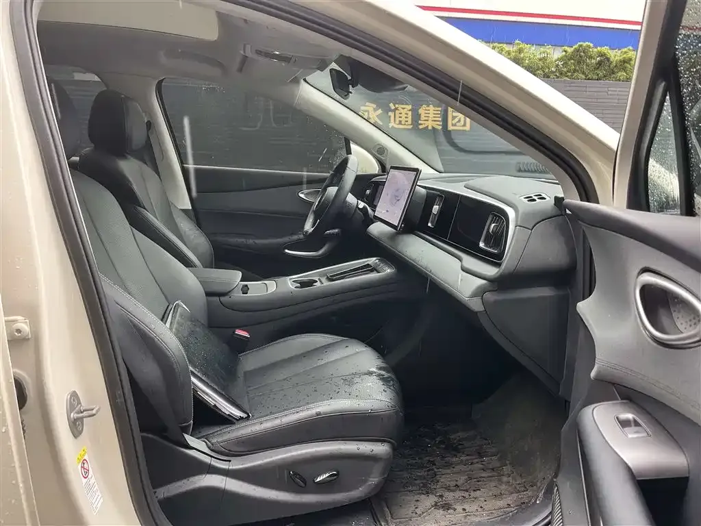 BYD Hiace 05 EV — фото 4