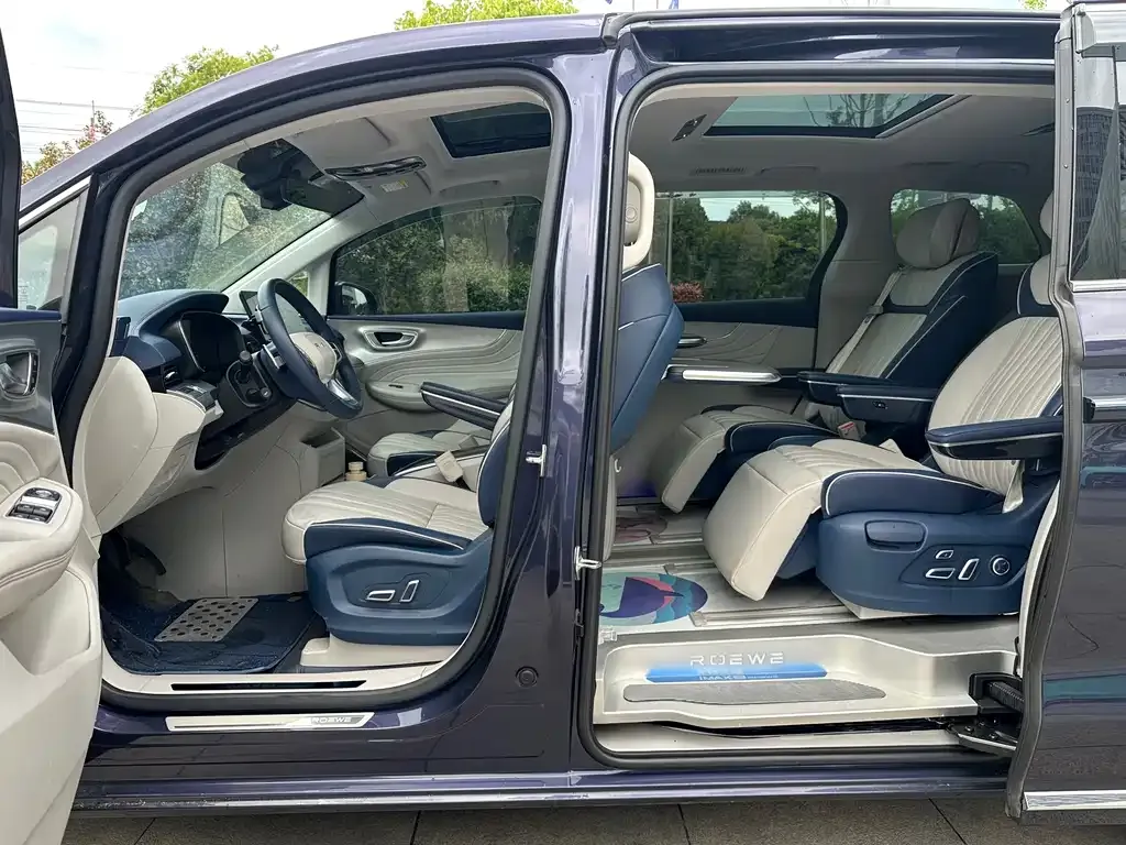 Roewe iMAX8 — фото 9