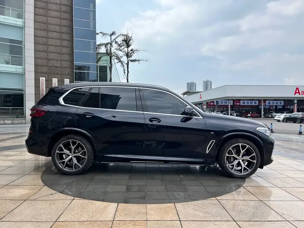 BMW X5 — фото 4