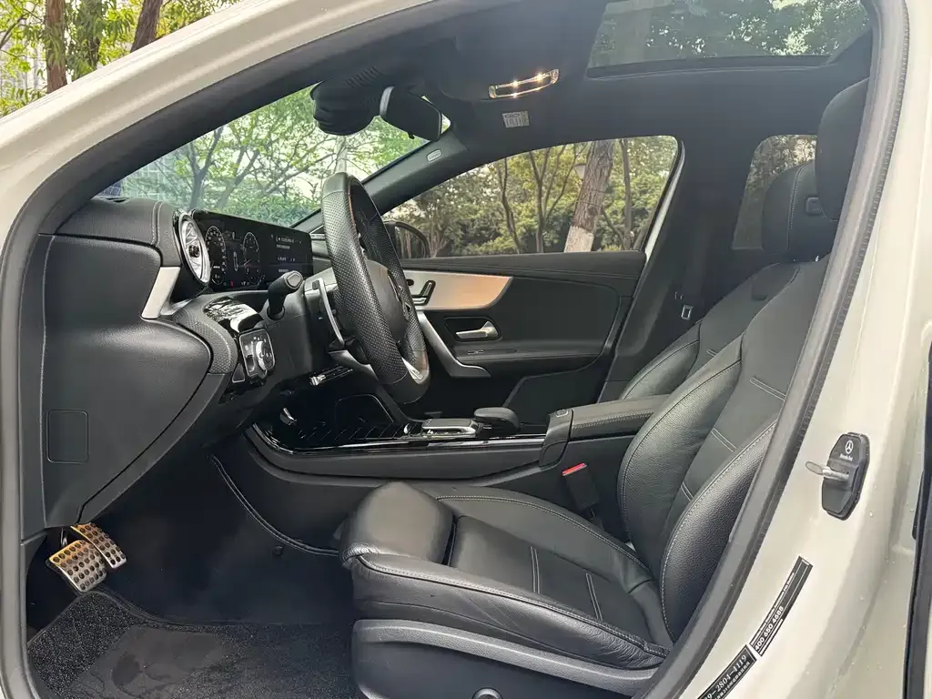 Mercedes-Benz A-Class AMG — фото 5