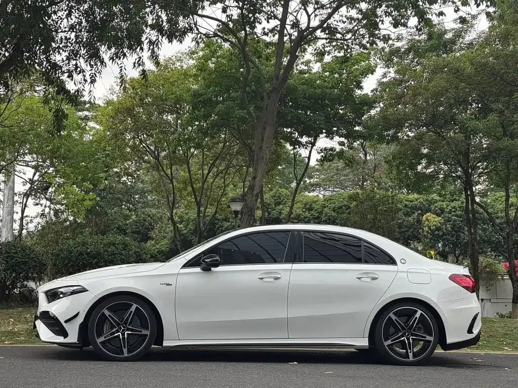 Mercedes-Benz A-Class AMG — фото 10