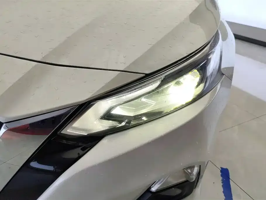 Nissan Teana — фото 2