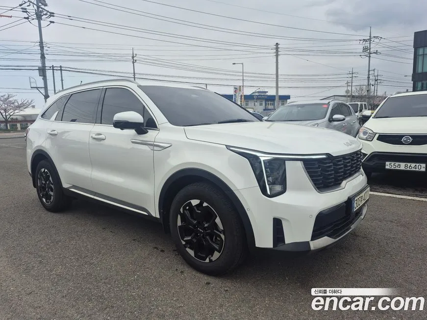 Kia Sorento — фото 8