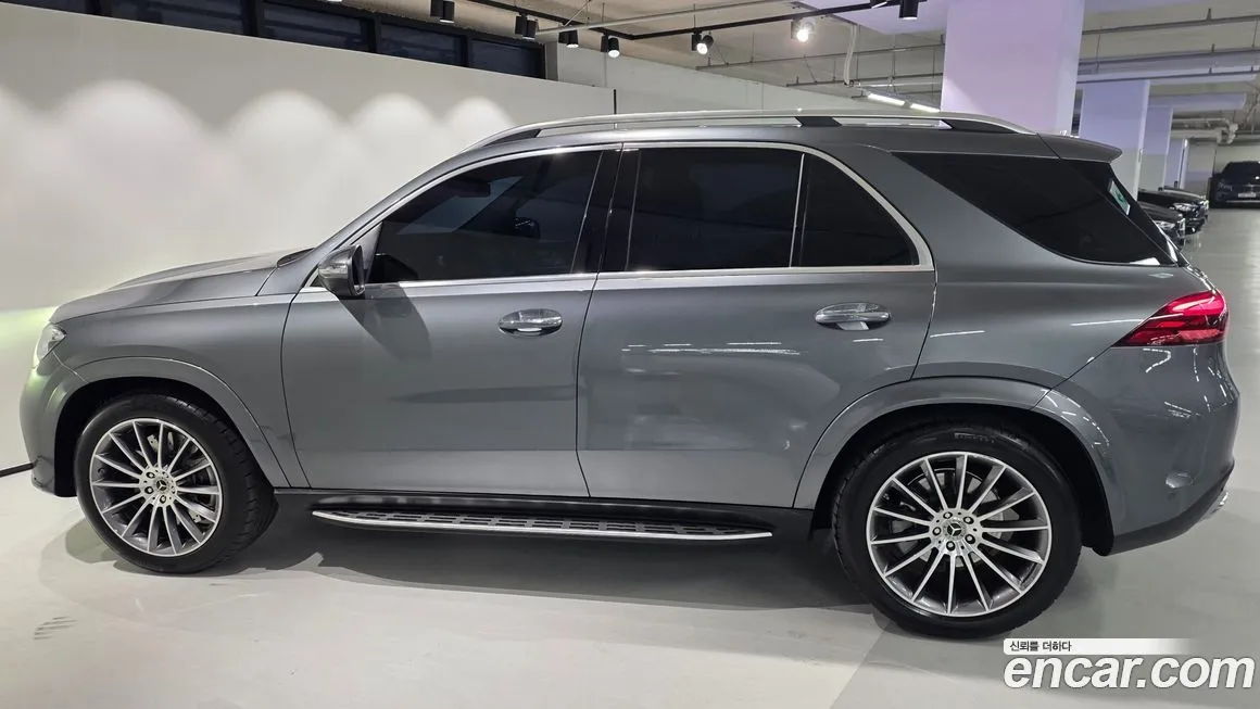 Mercedes-Benz GLE-Class — фото 8