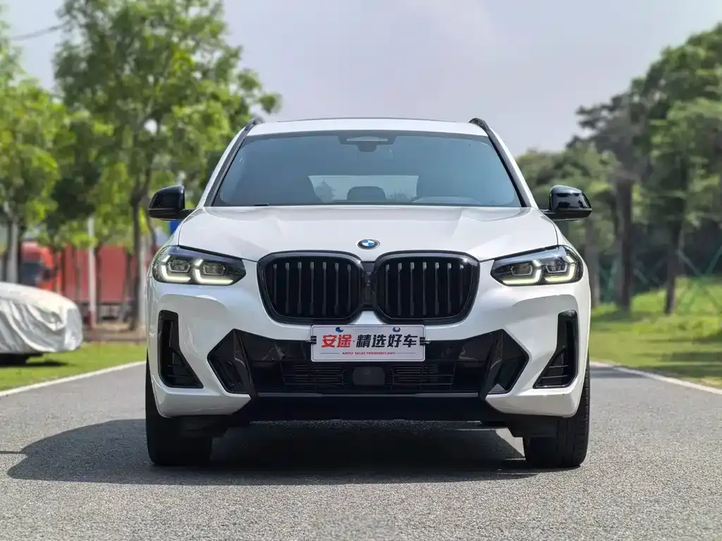 BMW X3 — фото 9