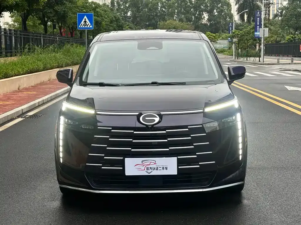 GAC Motor Trumpchi E8 — фото 3