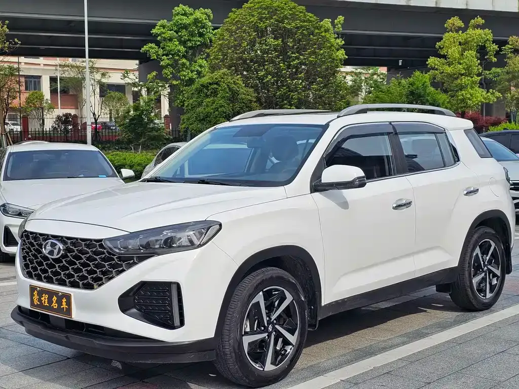 Hyundai ix35 — фото 1
