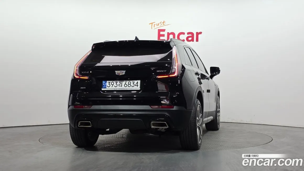 Cadillac XT4 — фото 2