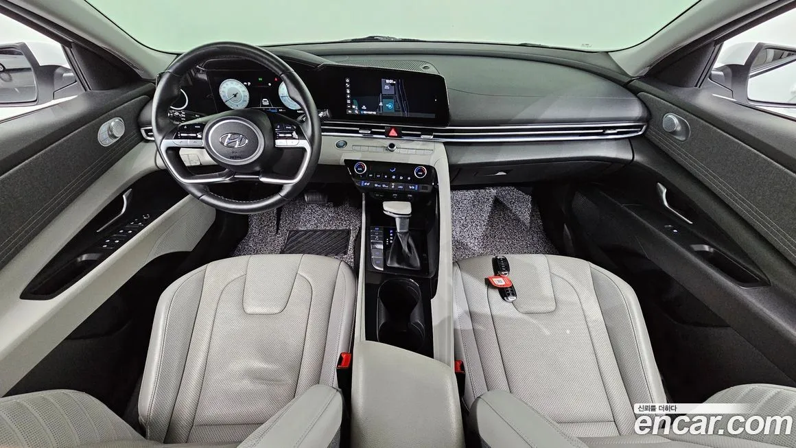 Hyundai AVANTE — фото 8
