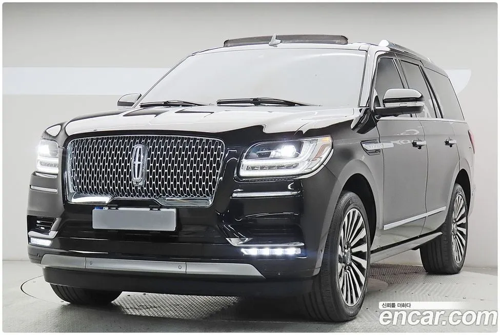 Lincoln Navigator — фото 1