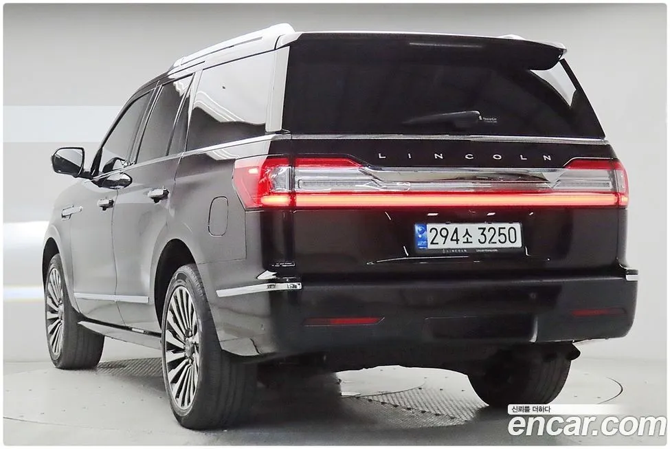 Lincoln Navigator — фото 10