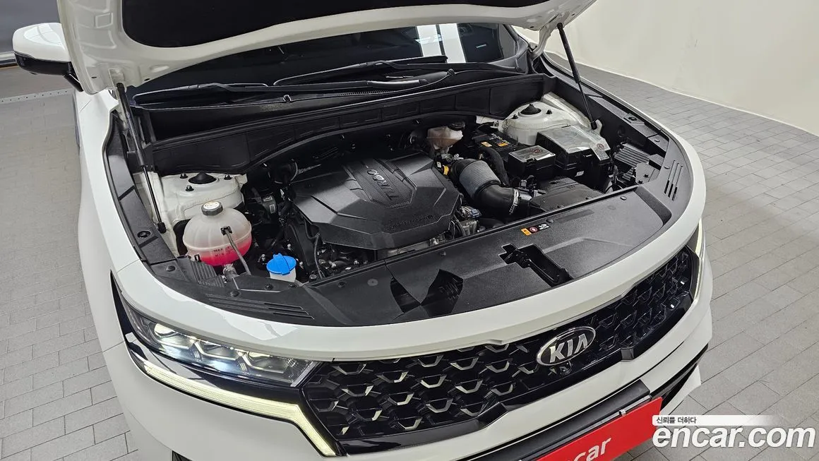 Kia Sorento — фото 9