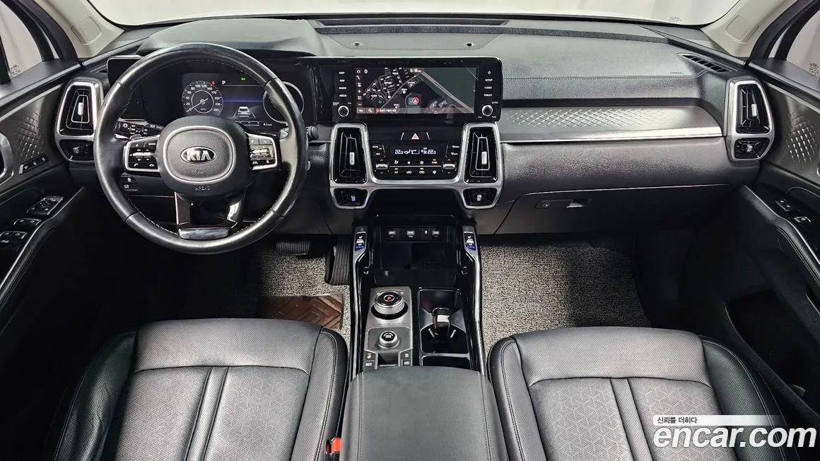 Kia Sorento — фото 8