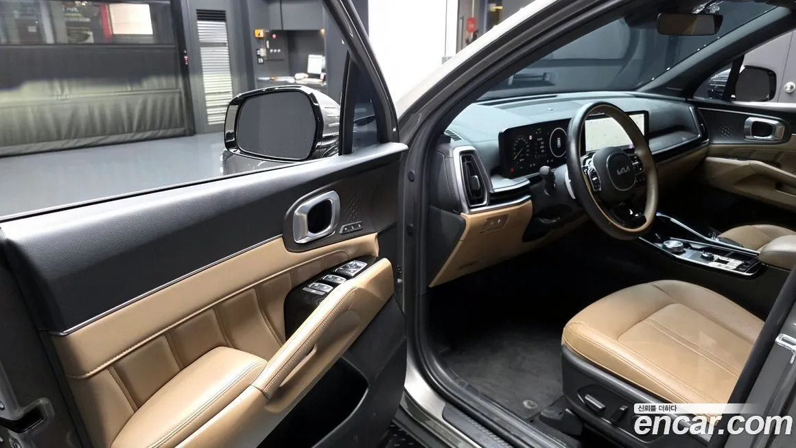 Kia Sorento — фото 10