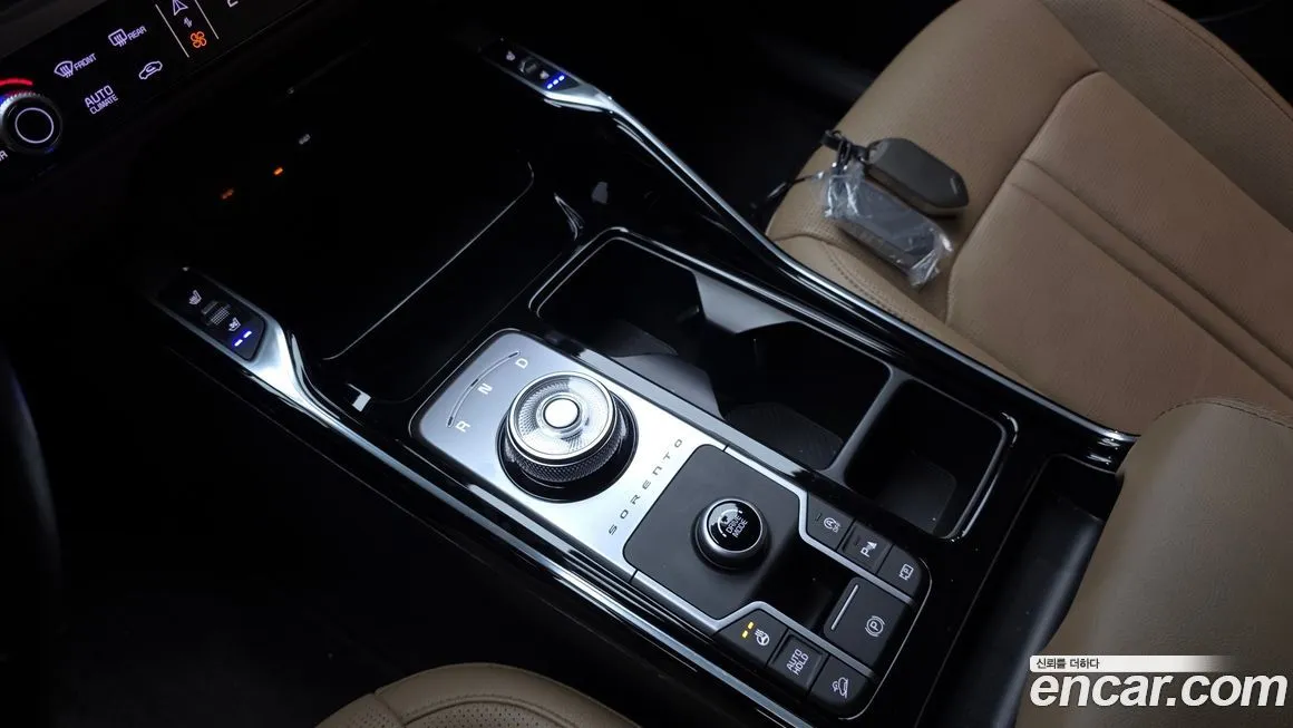 Kia Sorento — фото 4