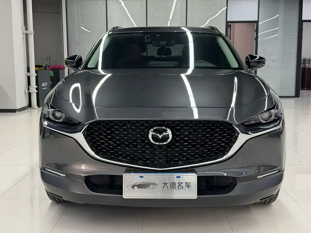 Mazda CX-30 — фото 1