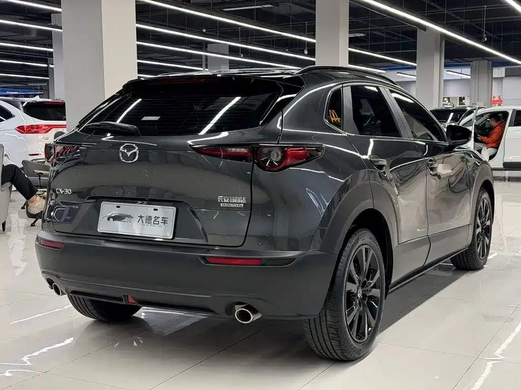 Mazda CX-30 — фото 7