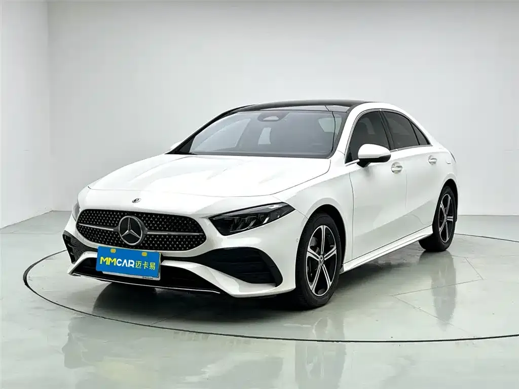 Mercedes-Benz A-Class — фото 1