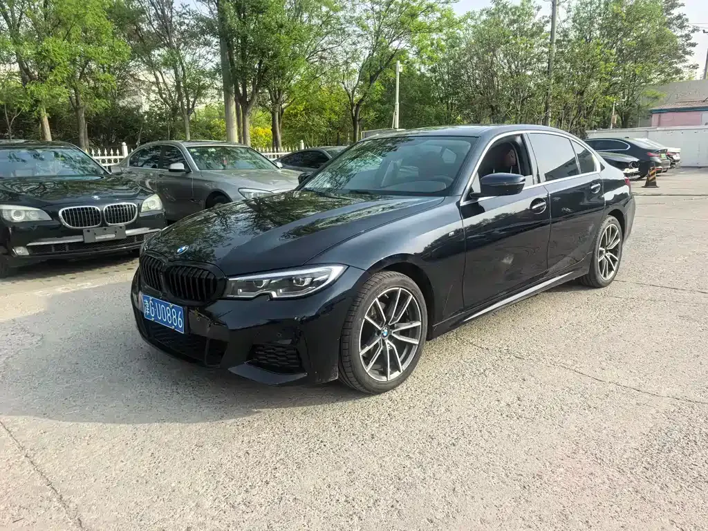 BMW 3 Series — фото 1