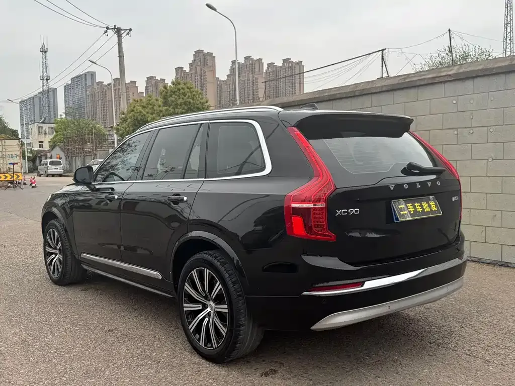 Volvo XC90 — фото 4