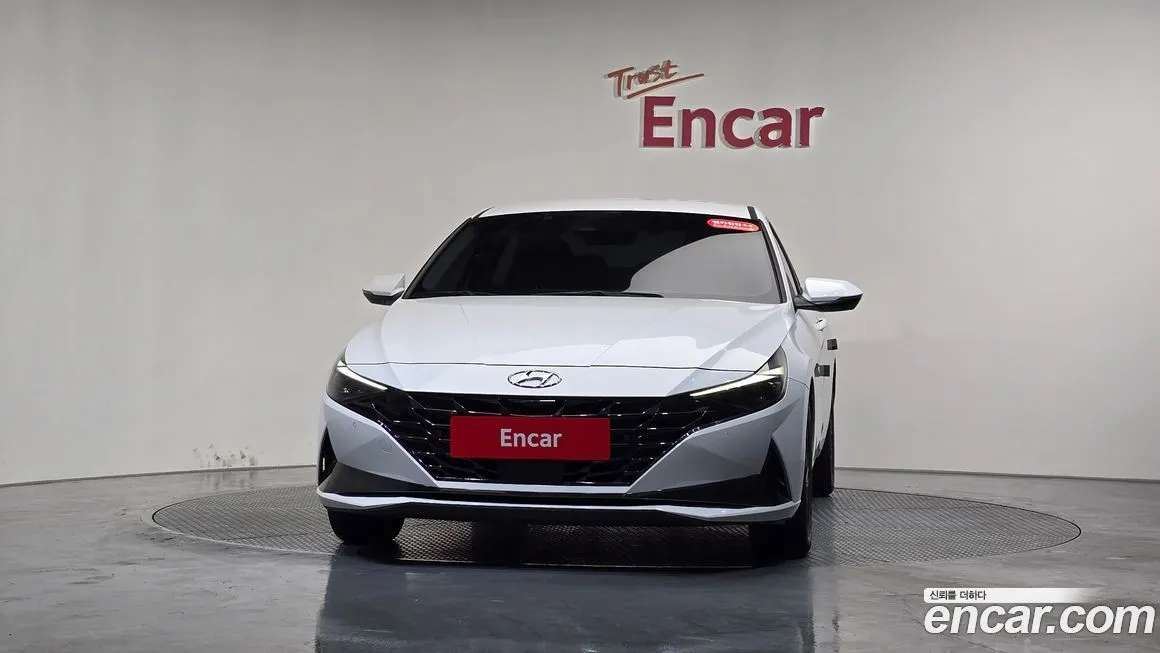Hyundai AVANTE — фото 2