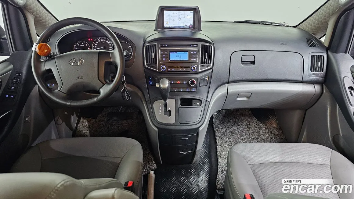 Hyundai Starex — фото 10