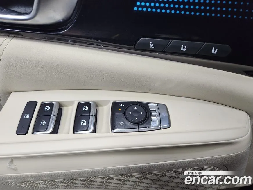 Kia Carnival — фото 10