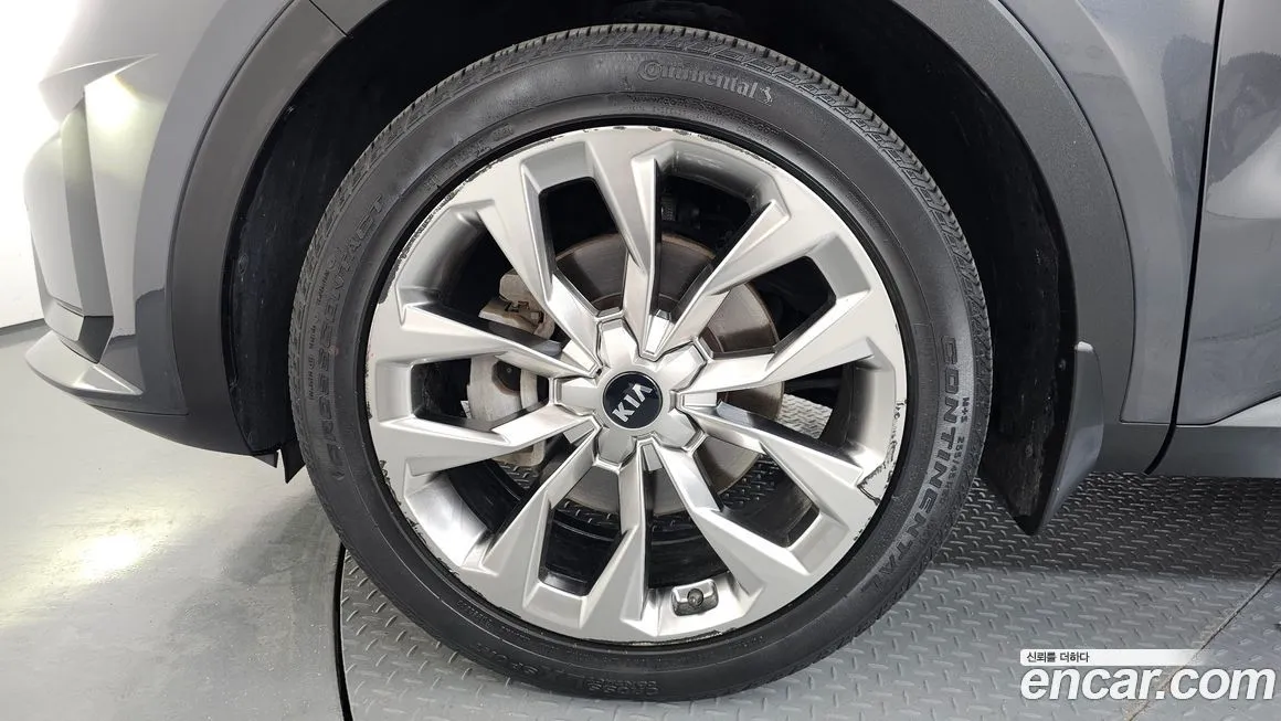 Kia Sorento — фото 9