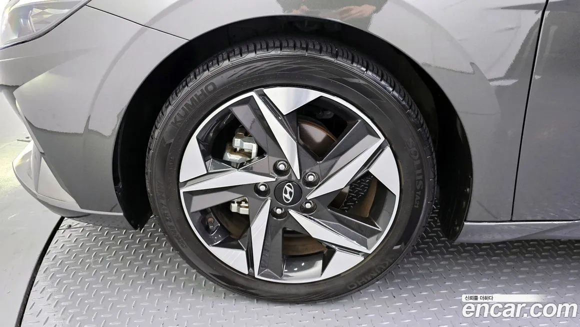 Hyundai AVANTE — фото 8