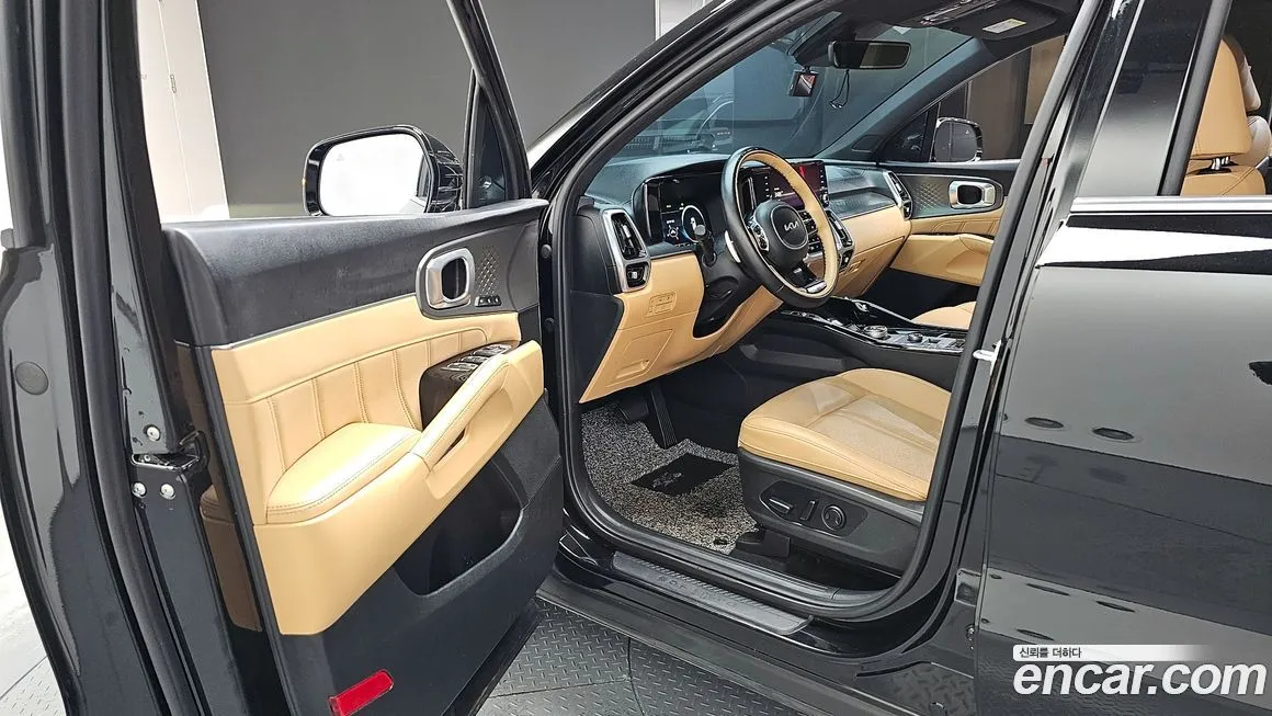 Kia Sorento — фото 8
