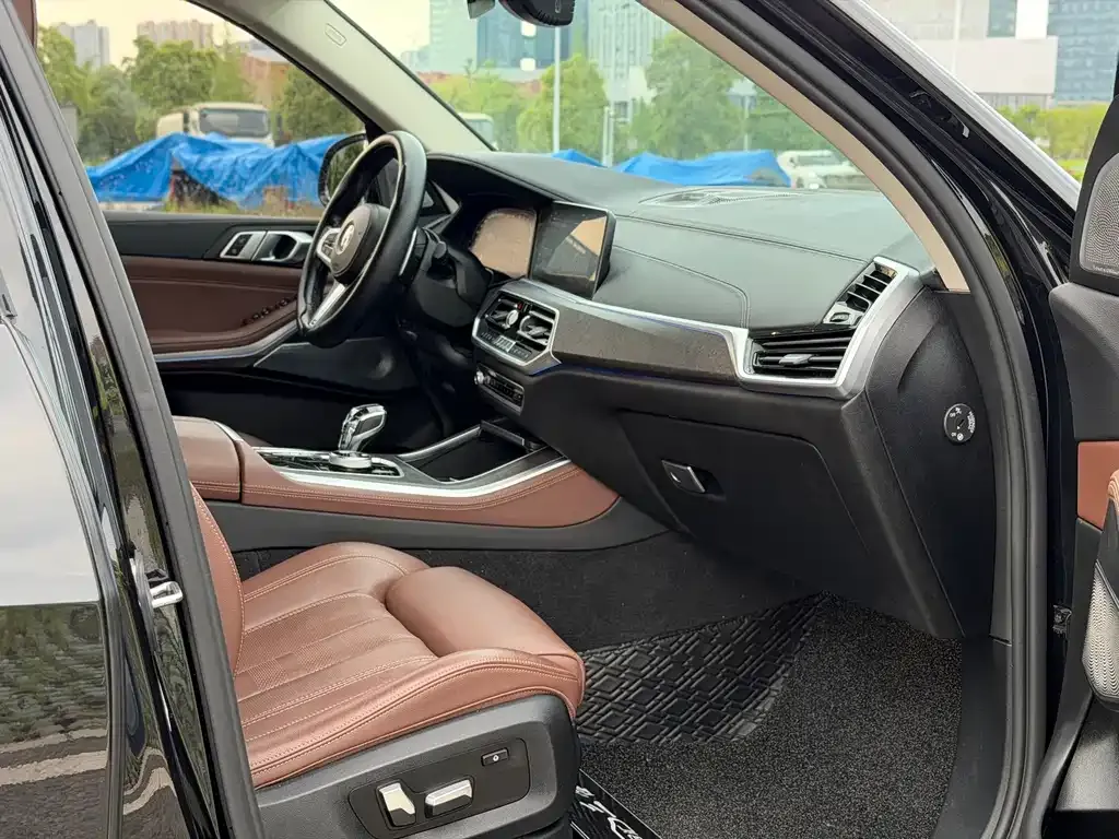 BMW X5 (Import) — фото 3