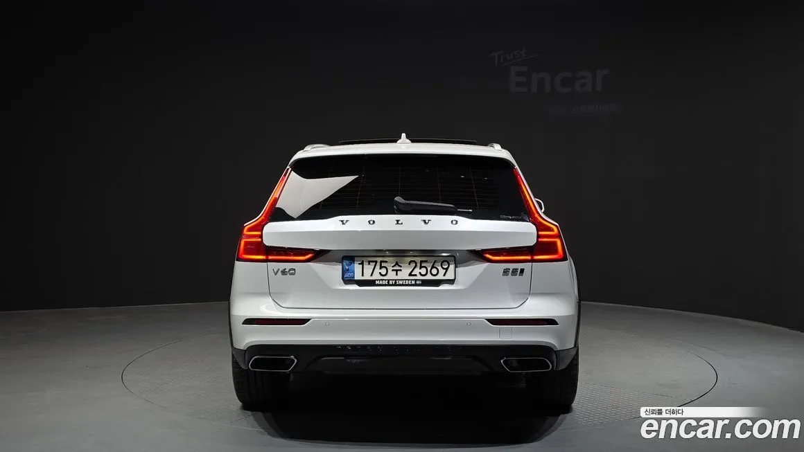 Volvo V60 — фото 4