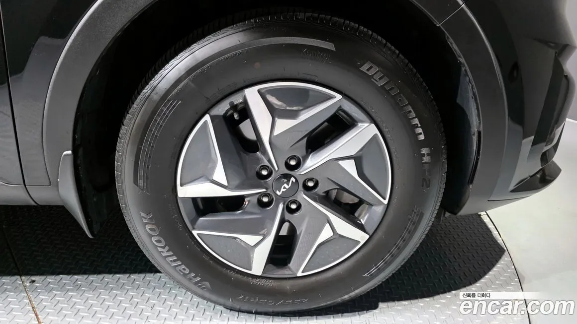 Kia Sorento — фото 8