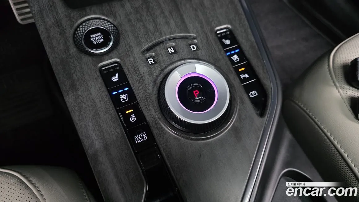 Kia Niro — фото 8
