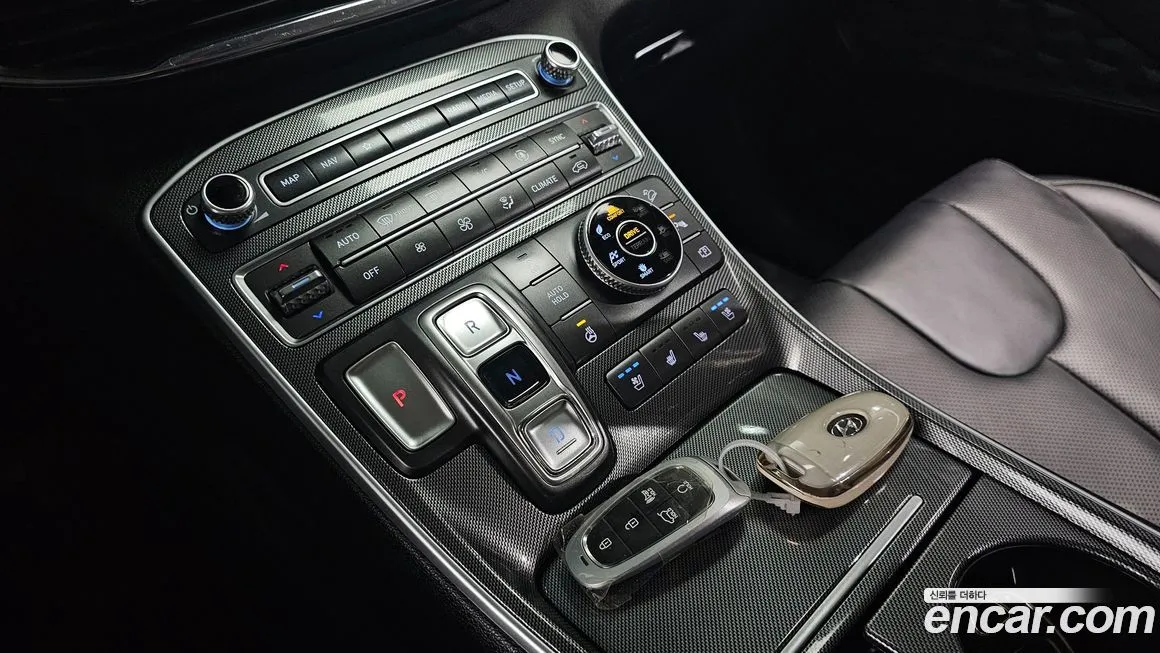 Hyundai Santafe — фото 8