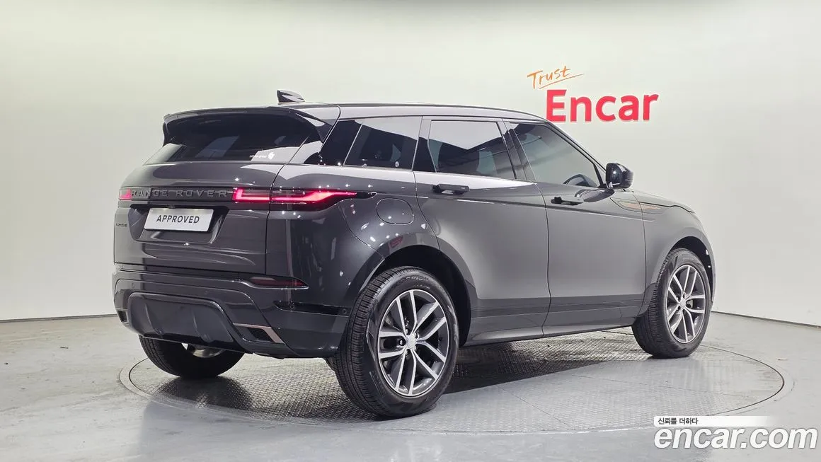 Land Rover Range Rover Evoque — фото 2