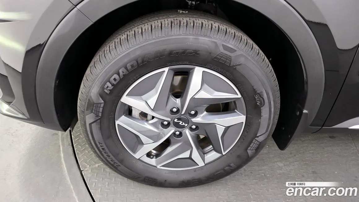 Kia Sorento — фото 6