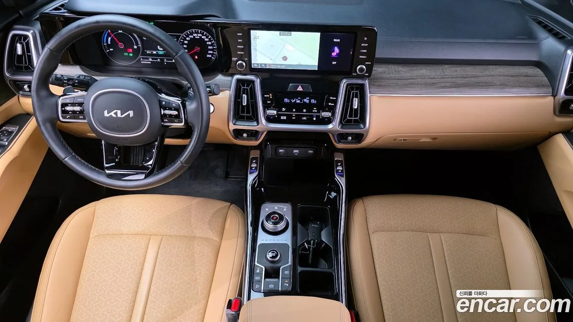 Kia Sorento — фото 10