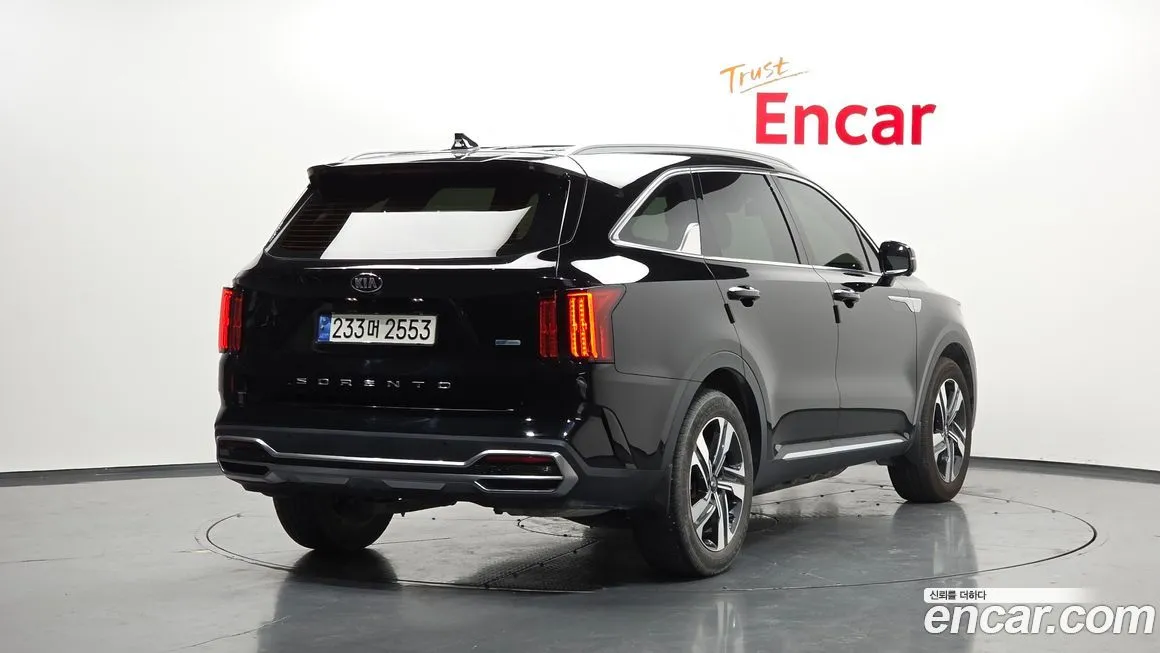Kia Sorento — фото 3