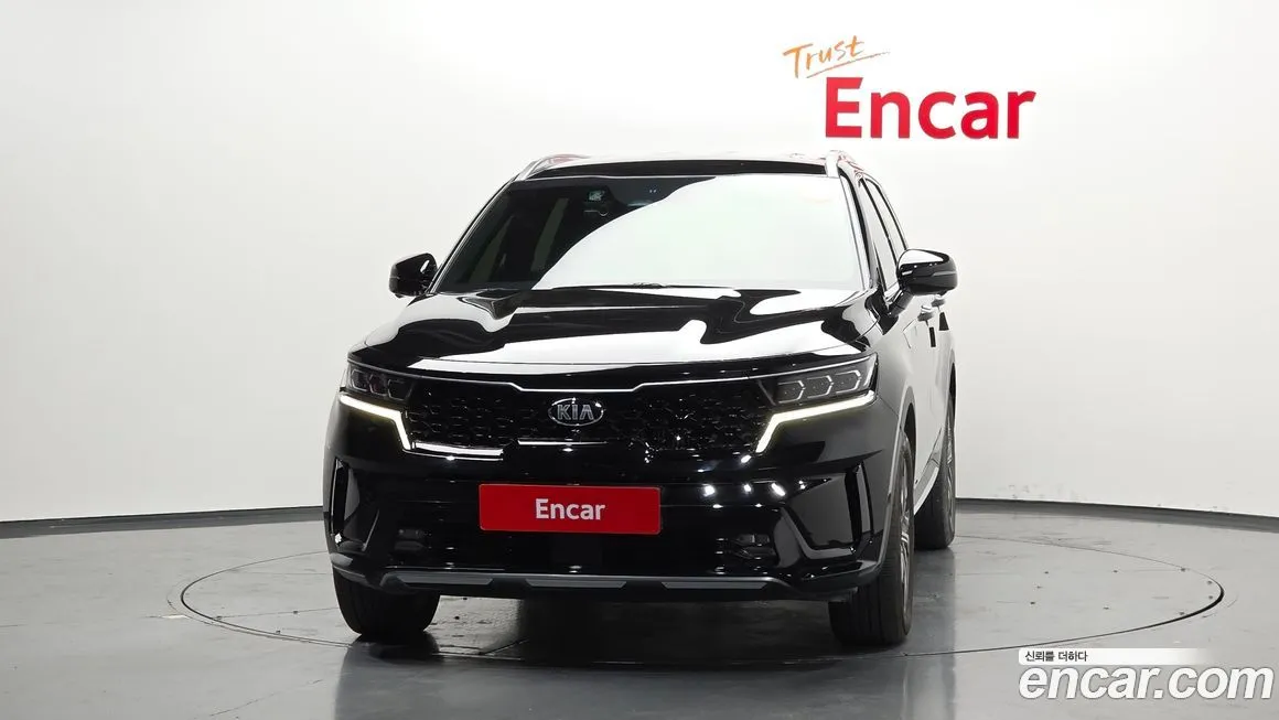 Kia Sorento — фото 6