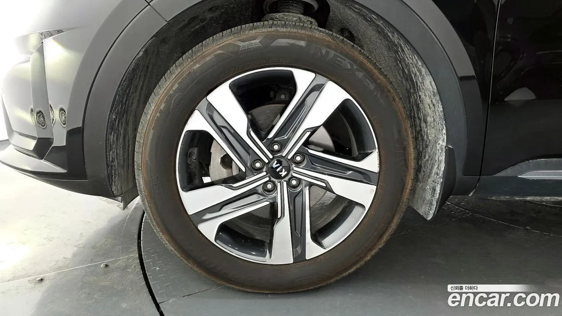 Kia Sorento — фото 10