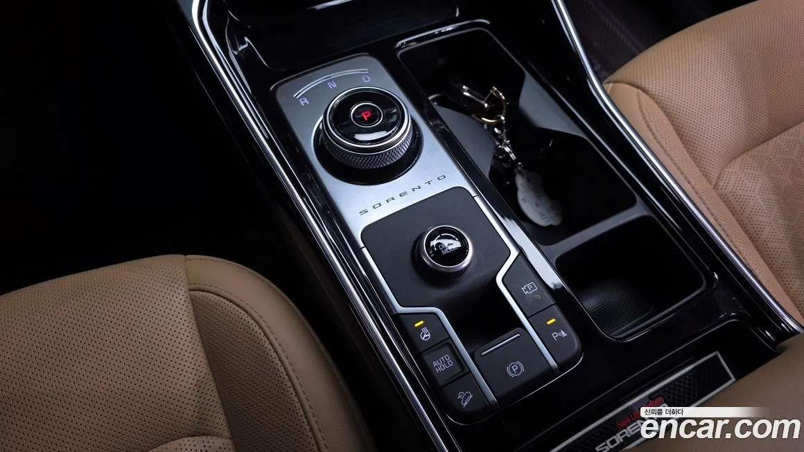 Kia Sorento — фото 9