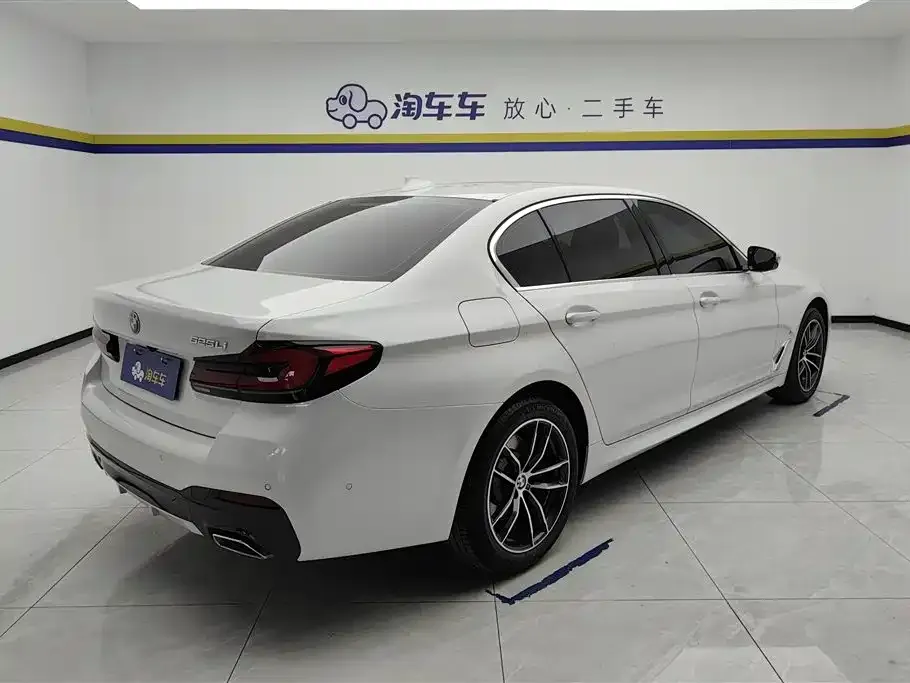 BMW 5 Series — фото 2